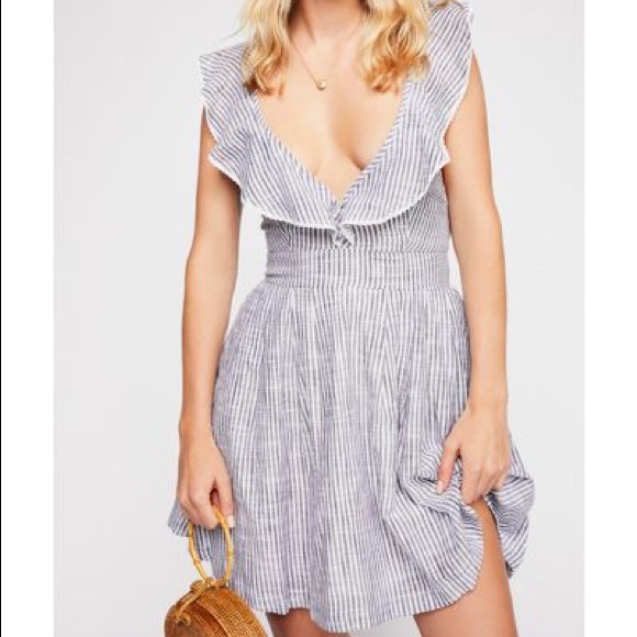 Free People Dresses & Skirts - Free People Grey Heartlines Mini Dress